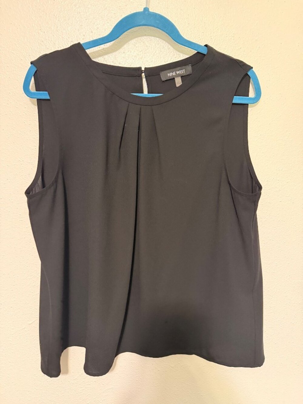 Nine West Tank Top Blouse Black Pleats at neck Womans XL